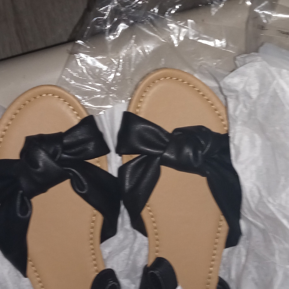Girl's Shoes - Picture 6 of 7